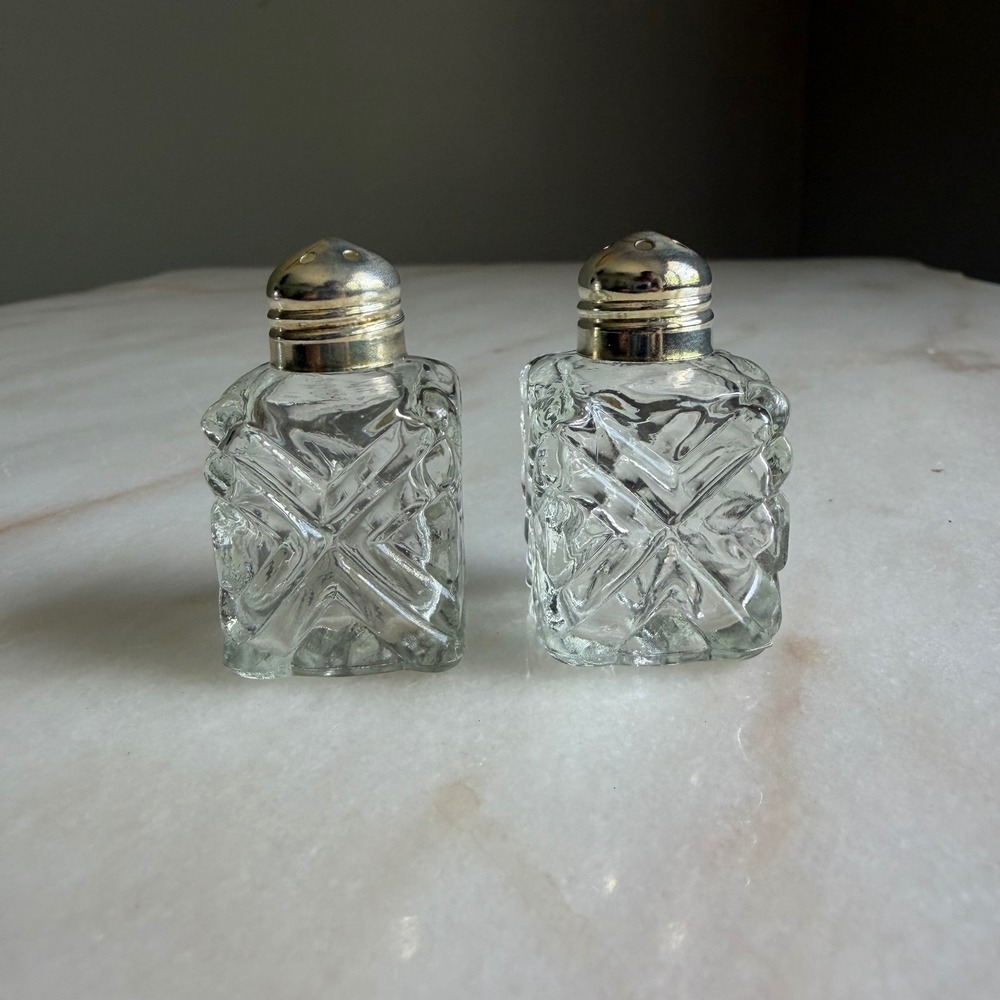 Vintage Mini Pressed Glass Salt and Pepper Shakers Diamond Pattern Silver Tops